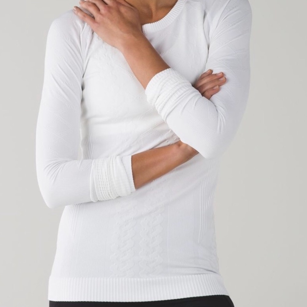 Lululemon Rest Less ls, size 4.